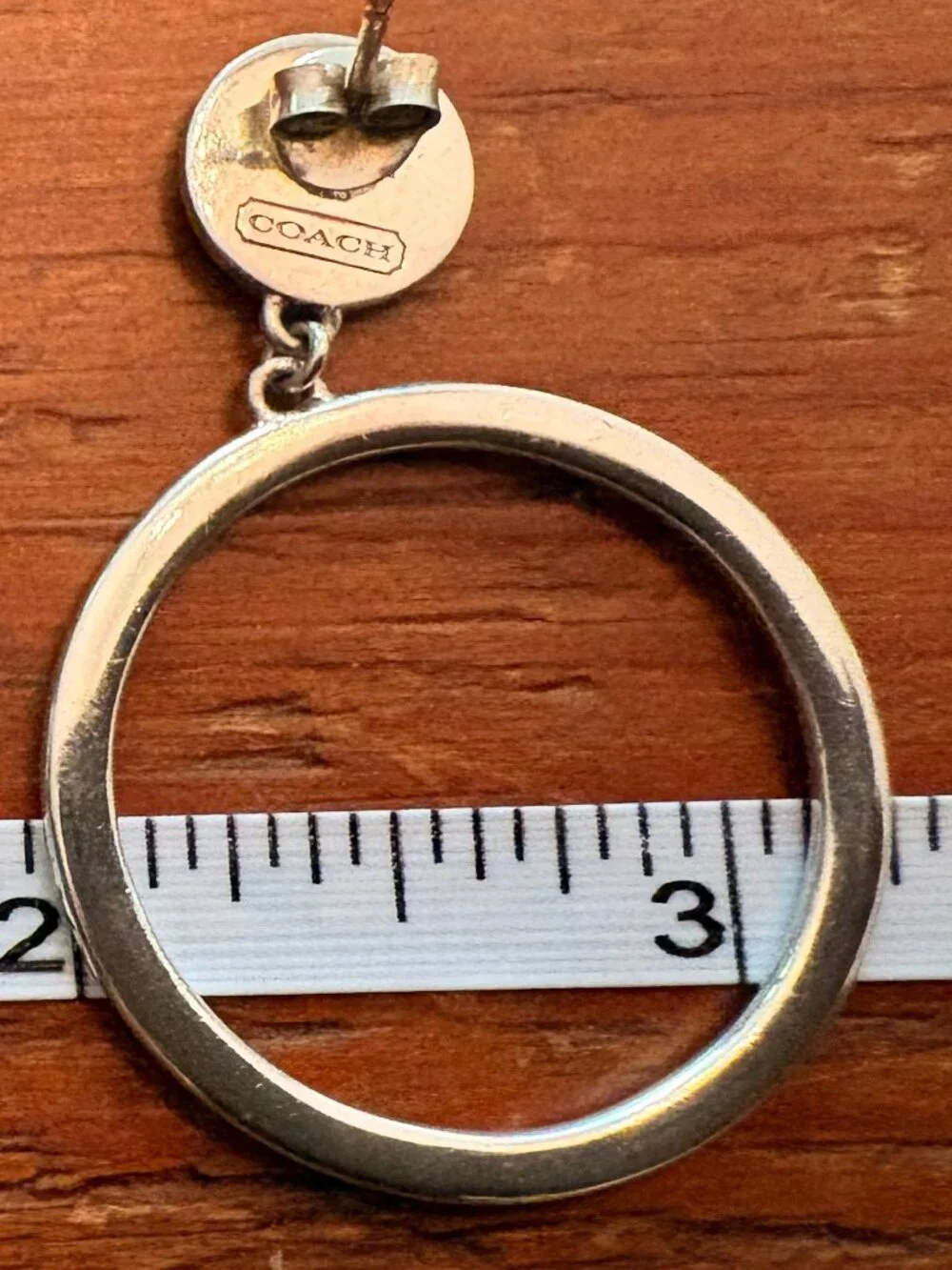 VINTAGE AUTHENTIC COACH SILVER GROMMET HOOP EARRINGS - EXCELLENT CONDITION RARE! - Picture 5 of 7